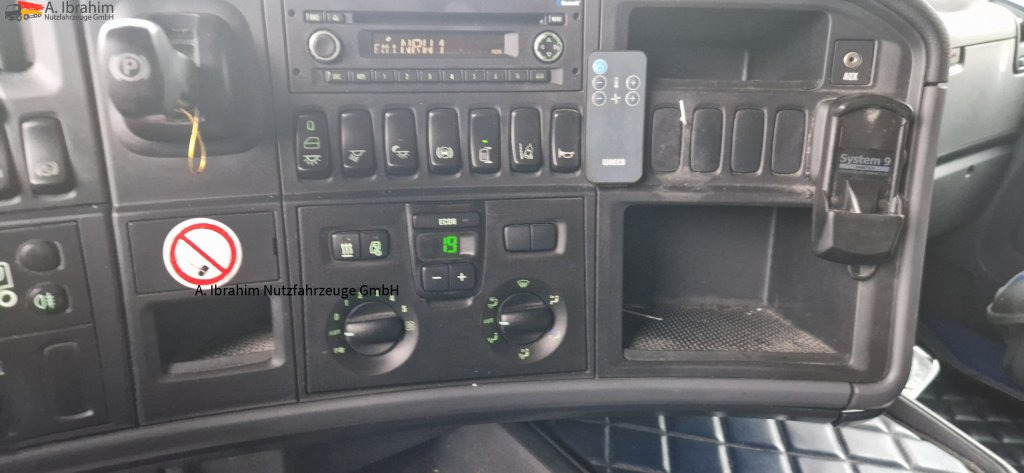 Scania R410 Retarder, Klima, Standklima - Тентованный грузовик: фото 3 Scania R410 Retarder, Klima, Standklima - Тентованный грузовик: фото 3