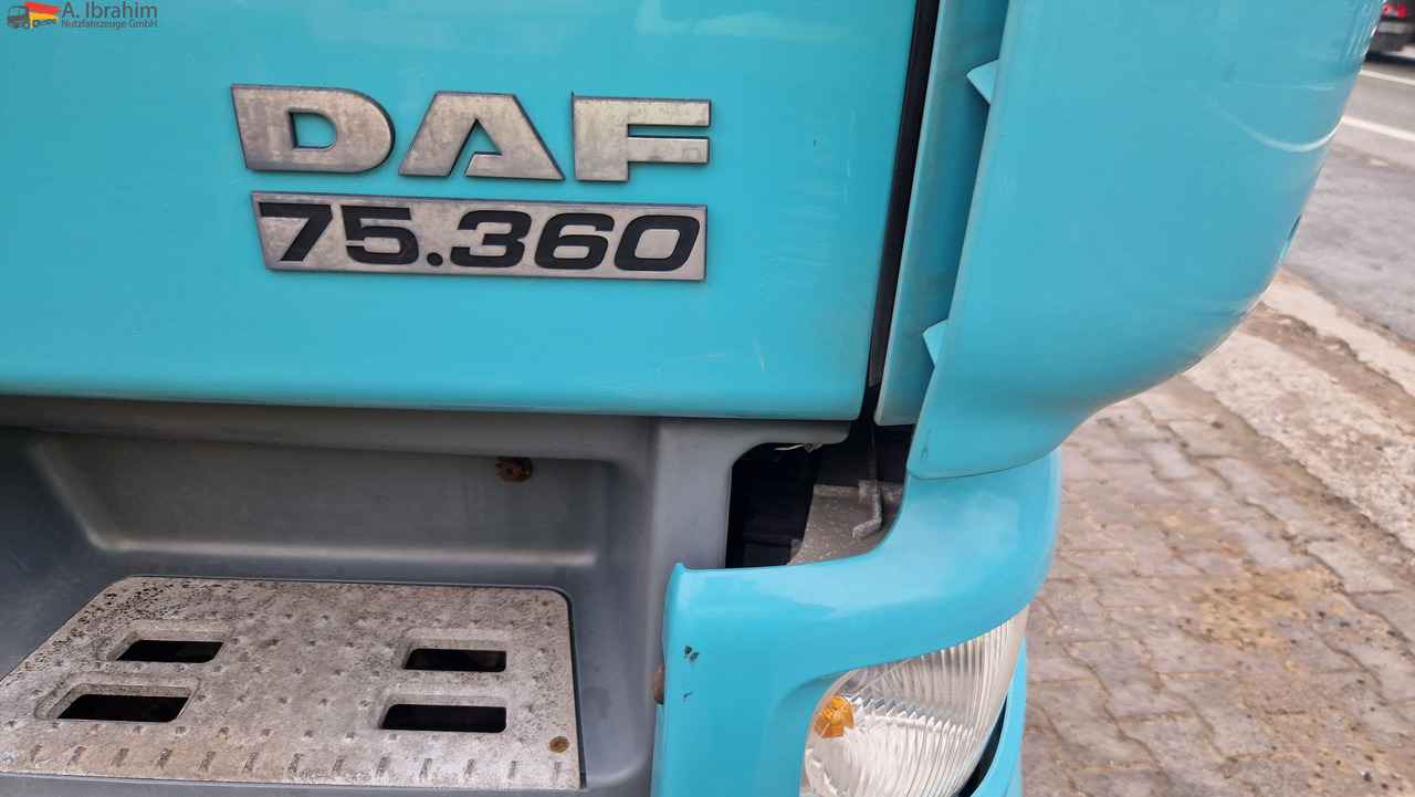 Daf FT CF 2x Nebenantrieb, Kipphydraulik deutsches Fahrzeug, fehlerfrei im Display - Тягач: фото 5 Daf FT CF 2x Nebenantrieb, Kipphydraulik deutsches Fahrzeug, fehlerfrei im Display - Тягач: фото 5