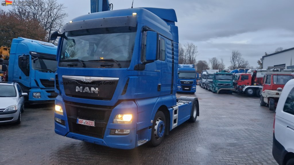 MAN 18.480 TGX XLX Retarder 2x Tank deutsches Fahrzeug - Тягач: фото 1 MAN 18.480 TGX XLX Retarder 2x Tank deutsches Fahrzeug - Тягач: фото 1