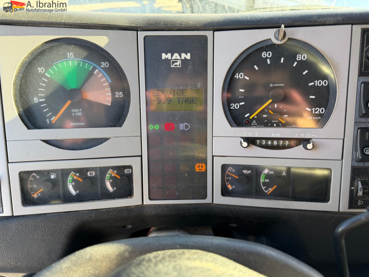MAN 26.464 6x4 | Retarder | Klima | Schaltgetriebe | 3 Pedals в лизинг MAN 26.464 6x4 | Retarder | Klima | Schaltgetriebe | 3 Pedals: фото 13 MAN 26.464 6x4 | Retarder | Klima | Schaltgetriebe | 3 Pedals в лизинг MAN 26.464 6x4 | Retarder | Klima | Schaltgetriebe | 3 Pedals: фото 13