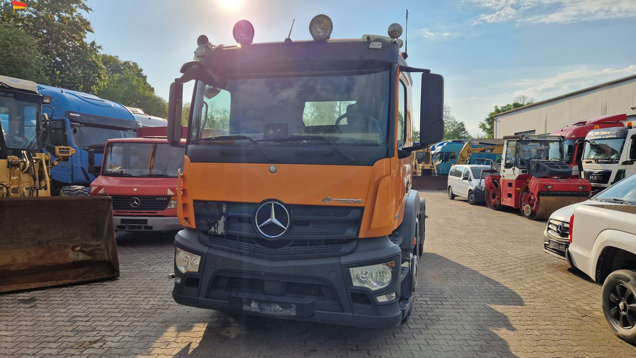 Тягач Mercedes-Benz 1840 Actros, 3x vorhanden, identisch: фото 8