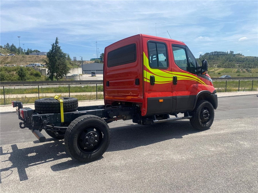 Iveco 70-S180 4X4 - Грузовик-шасси: фото 4 Iveco 70-S180 4X4 - Грузовик-шасси: фото 4