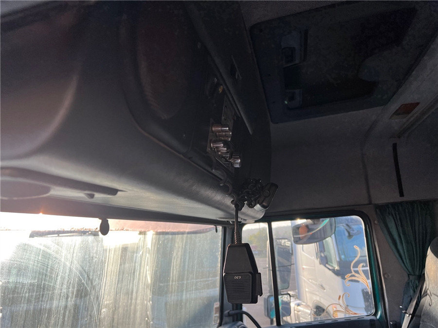 Тягач DAF XF95/480 Manual gear: фото 16