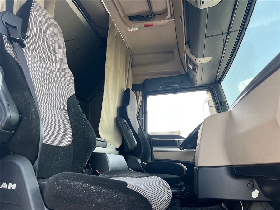 Тягач MAN TGX 18.460: фото 13