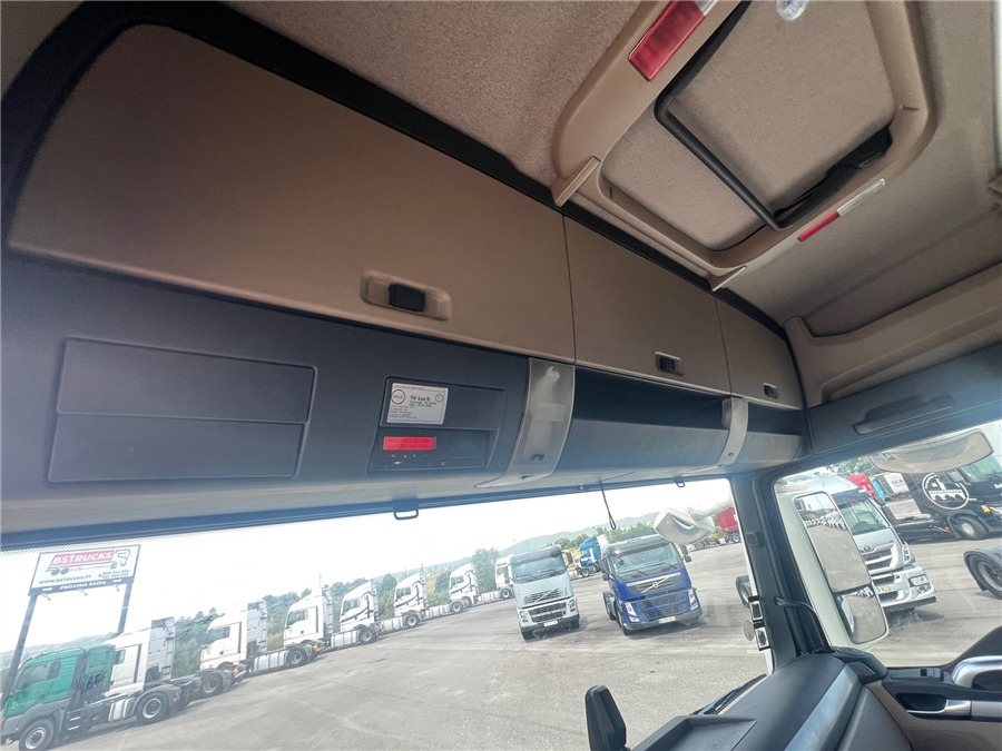 Тягач MAN TGX 18.460: фото 19