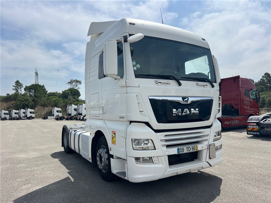 MAN TGX 18.460 - Тягач: фото 3 MAN TGX 18.460 - Тягач: фото 3