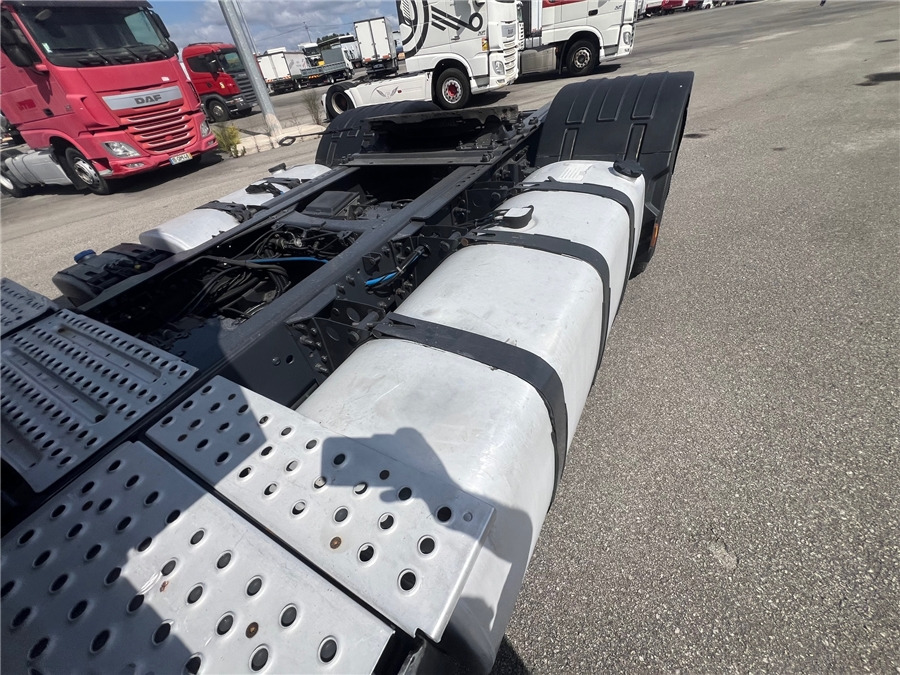 Тягач Renault AE 440: фото 8