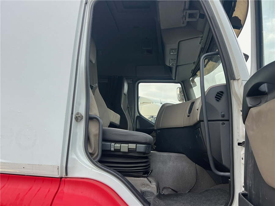 Renault PREMIUM в лизинг Renault PREMIUM: фото 12