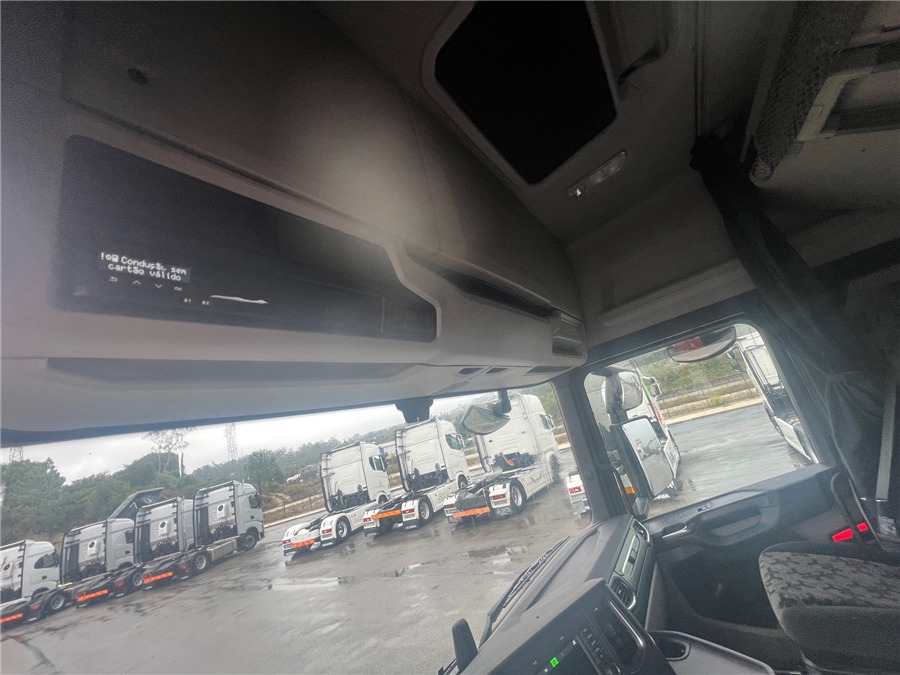 Тягач Scania R450 / RETARDER: фото 18 Тягач Scania R450 / RETARDER: фото 18