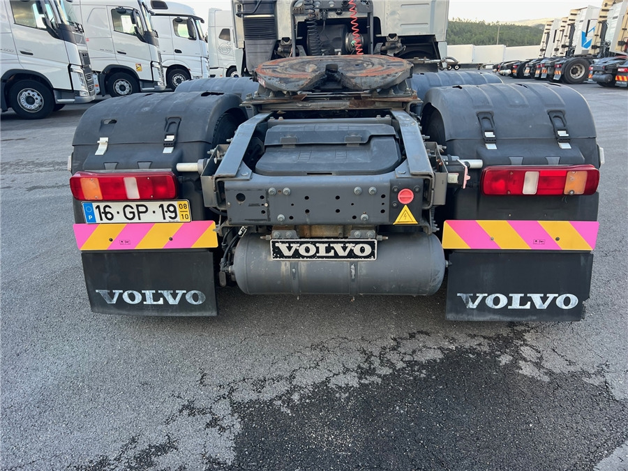 Тягач Volvo FH: фото 7