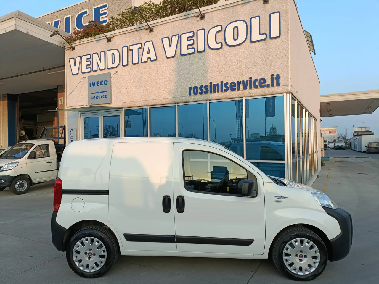 FIAT FIORINO - Цельнометаллический фургон: фото 2 FIAT FIORINO - Цельнометаллический фургон: фото 2