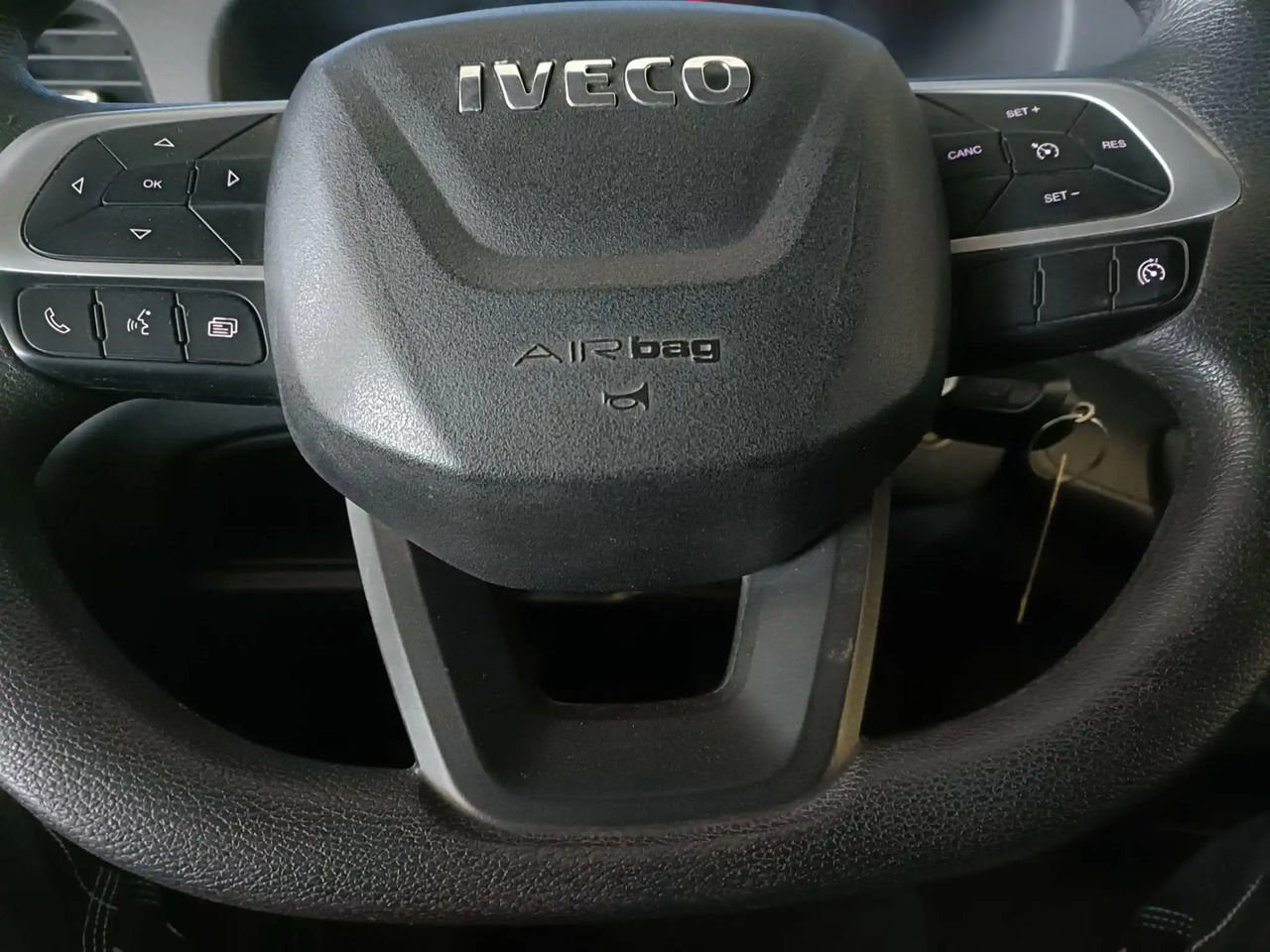 Малотоннажный самосвал IVECO DAILY 35C14 DOPPIA CABINA RIBALTABILE 2.3: фото 14