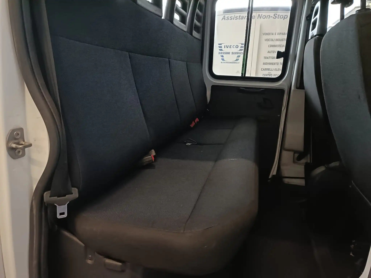 Малотоннажный самосвал IVECO DAILY 35C14 DOPPIA CABINA RIBALTABILE 2.3: фото 11