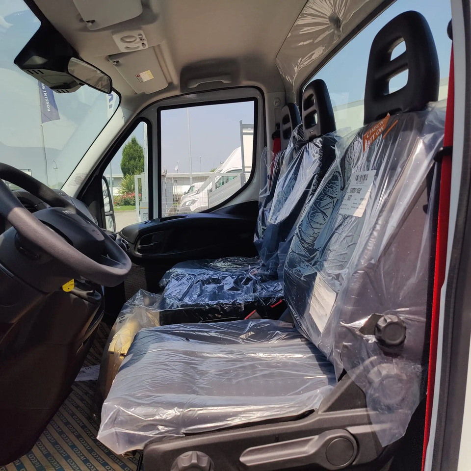 IVECO DAILY 35C16 MOD. 2025 RIBALTABILE TRILATERALE - Малотоннажный самосвал: фото 2 IVECO DAILY 35C16 MOD. 2025 RIBALTABILE TRILATERALE - Малотоннажный самосвал: фото 2