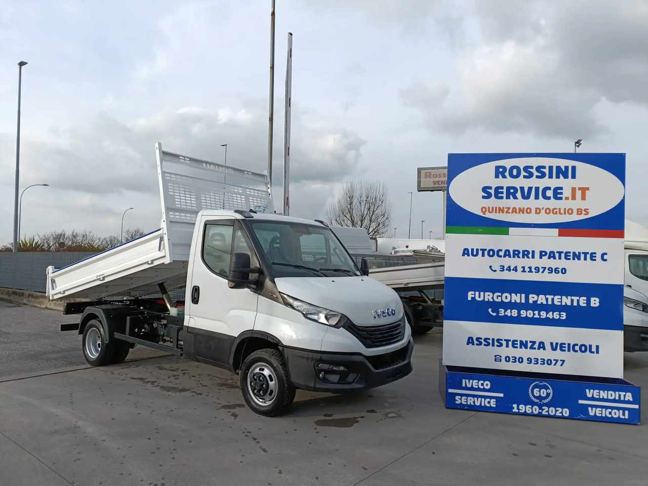 IVECO DAILY 35C16 MOD. 2025 RIBALTABILE TRILATERALE - Малотоннажный самосвал: фото 1 IVECO DAILY 35C16 MOD. 2025 RIBALTABILE TRILATERALE - Малотоннажный самосвал: фото 1