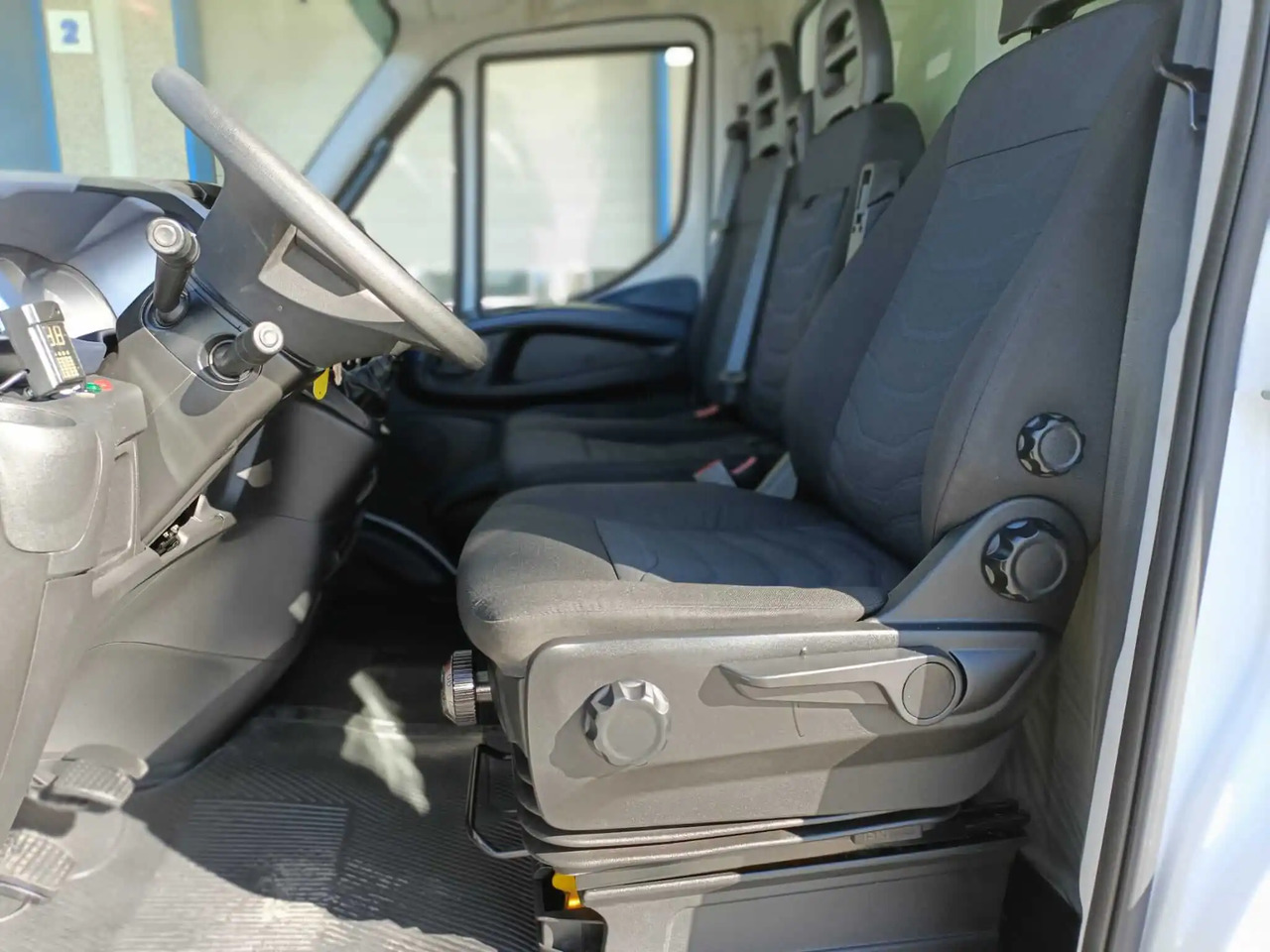 Самосвал IVECO DAILY 60C18 RIBALTABILE CON GRU: фото 6
