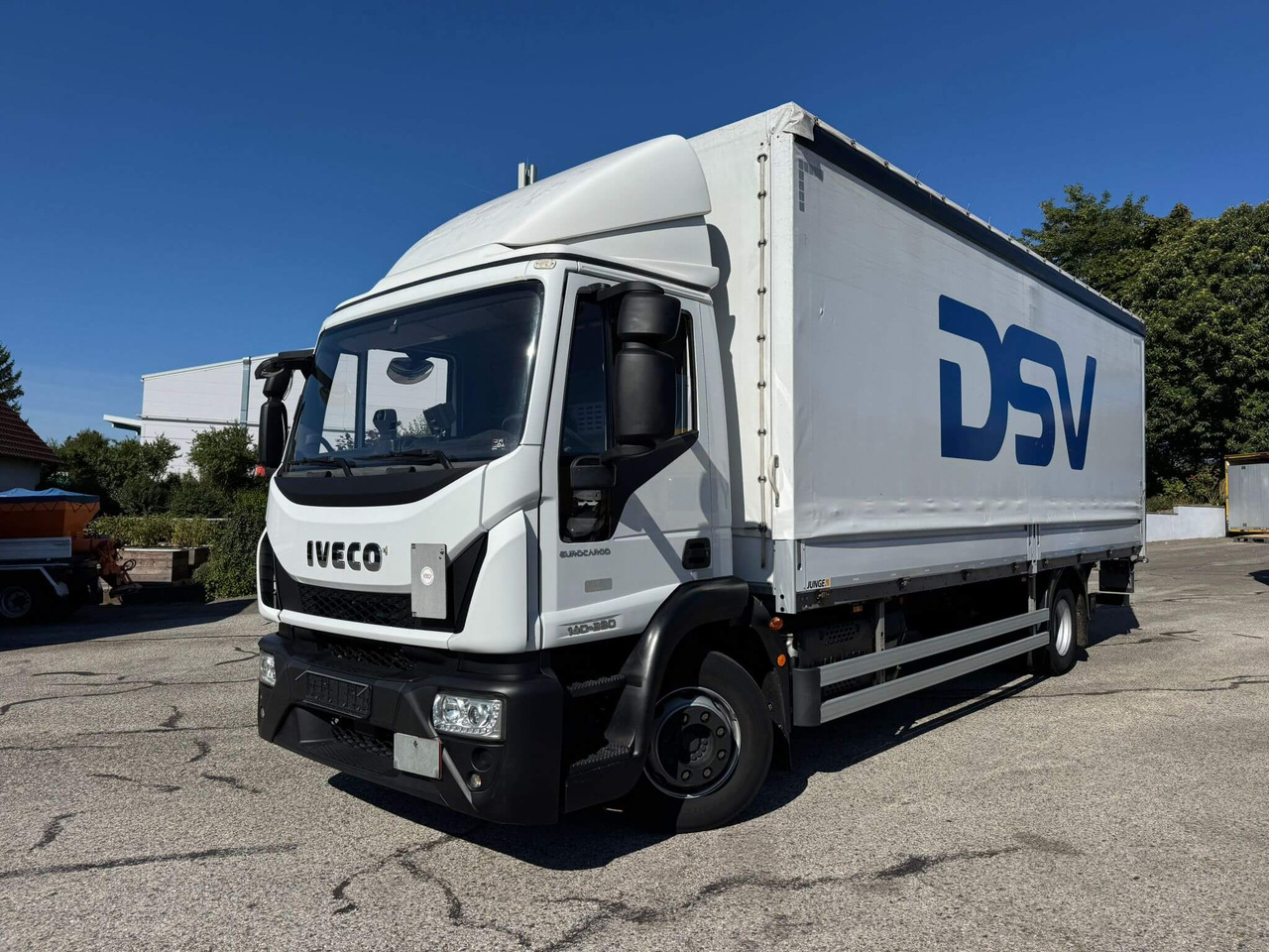 IVECO EUROCARGO 140E28P - Тентованный грузовик: фото 1 IVECO EUROCARGO 140E28P - Тентованный грузовик: фото 1