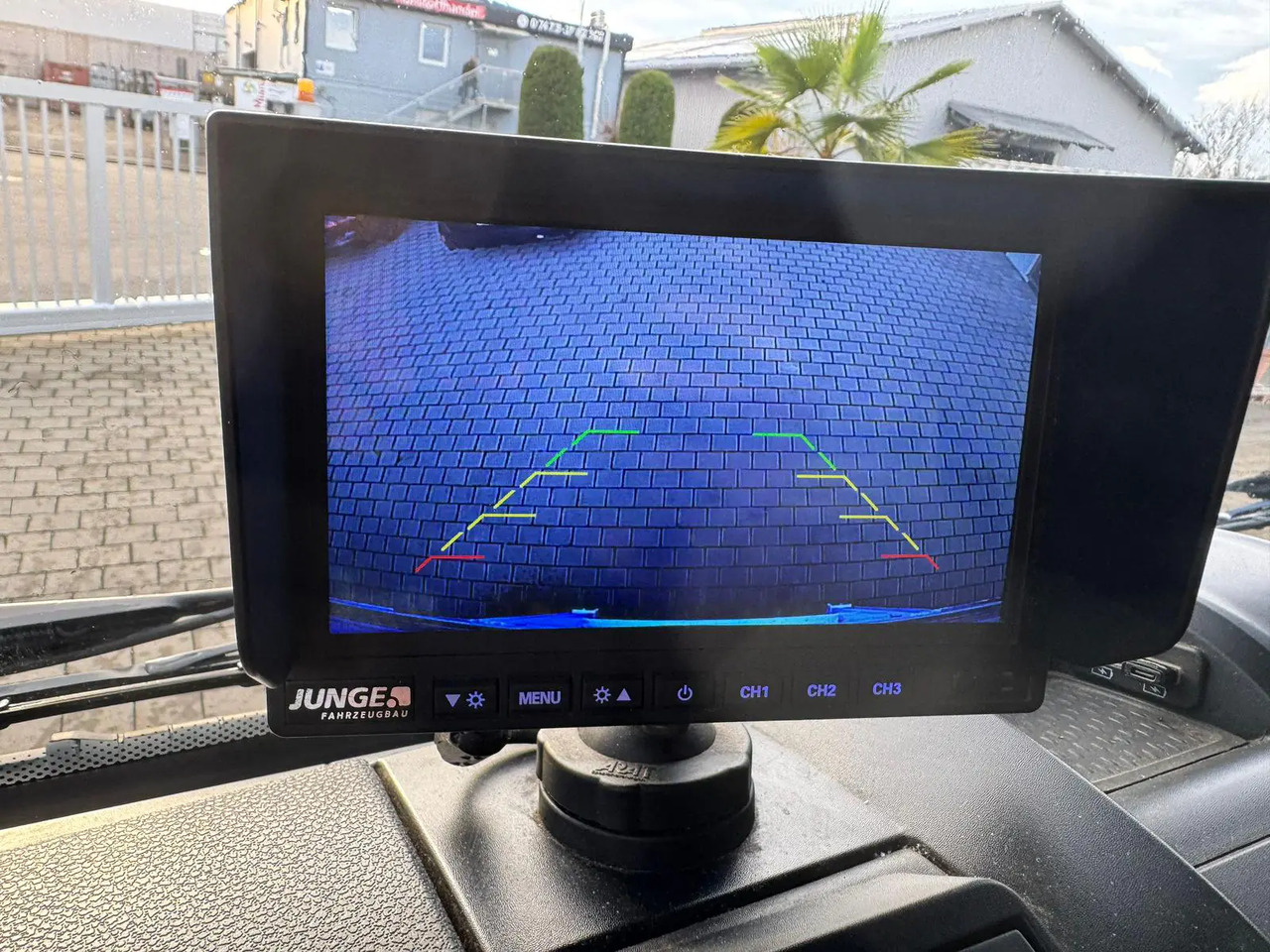 IVECO EUROCARGO 75E21 - Тентованный грузовик: фото 4 IVECO EUROCARGO 75E21 - Тентованный грузовик: фото 4