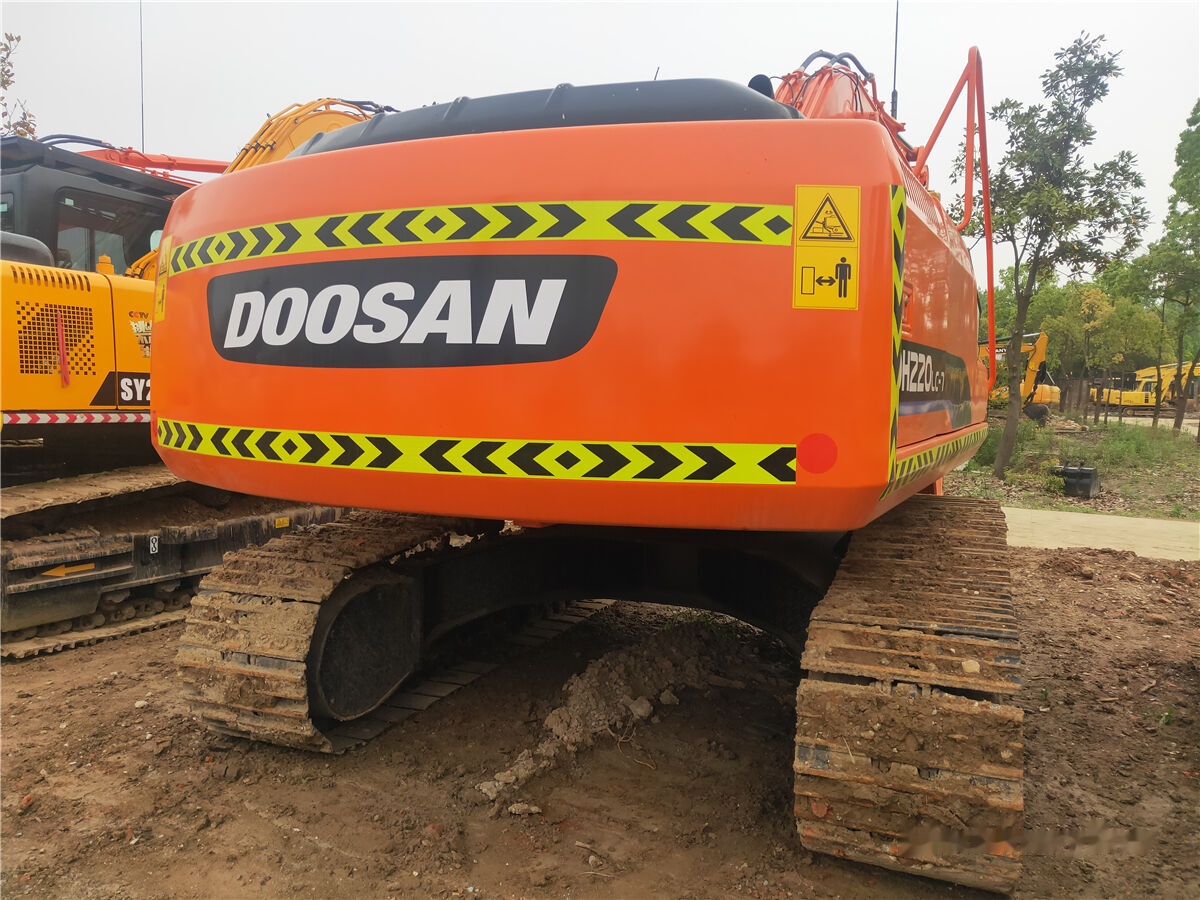 Doosan DH220LC-7 - Гусеничный экскаватор: фото 4 Doosan DH220LC-7 - Гусеничный экскаватор: фото 4