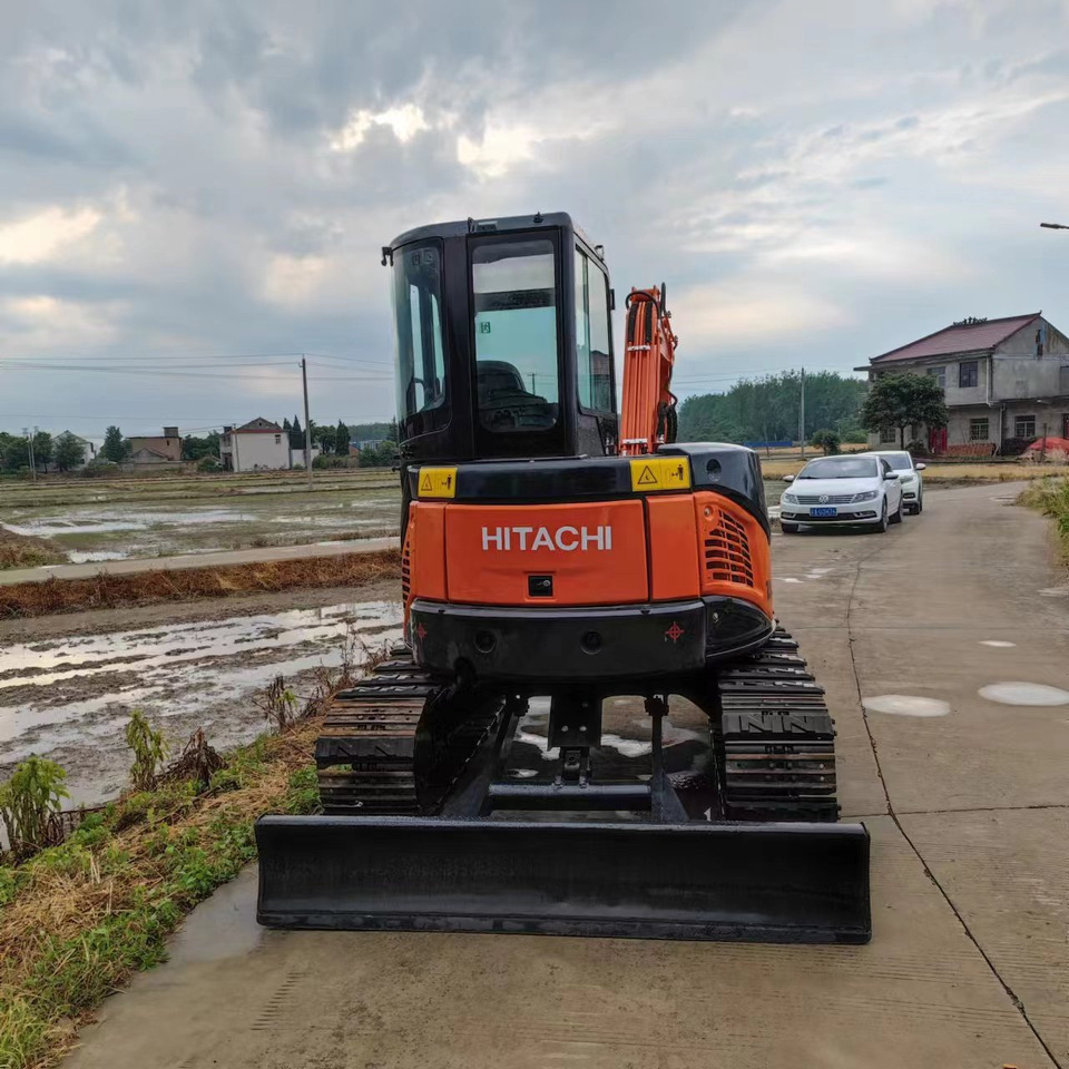 Hitachi ZX50 - Мини-экскаватор: фото 4 Hitachi ZX50 - Мини-экскаватор: фото 4