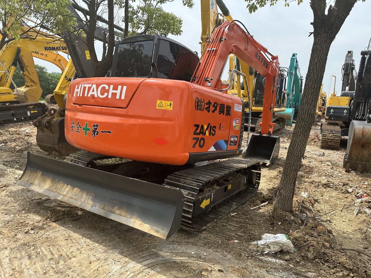 Hitachi ZX70 - Гусеничный экскаватор: фото 2 Hitachi ZX70 - Гусеничный экскаватор: фото 2