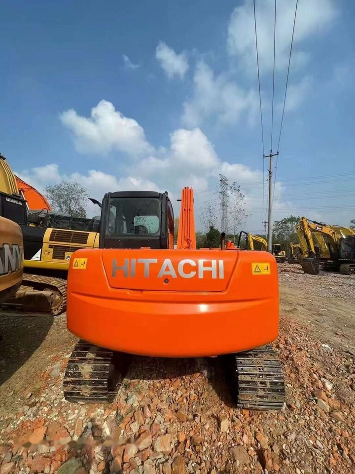Hitachi ZX70 - Гусеничный экскаватор: фото 1 Hitachi ZX70 - Гусеничный экскаватор: фото 1