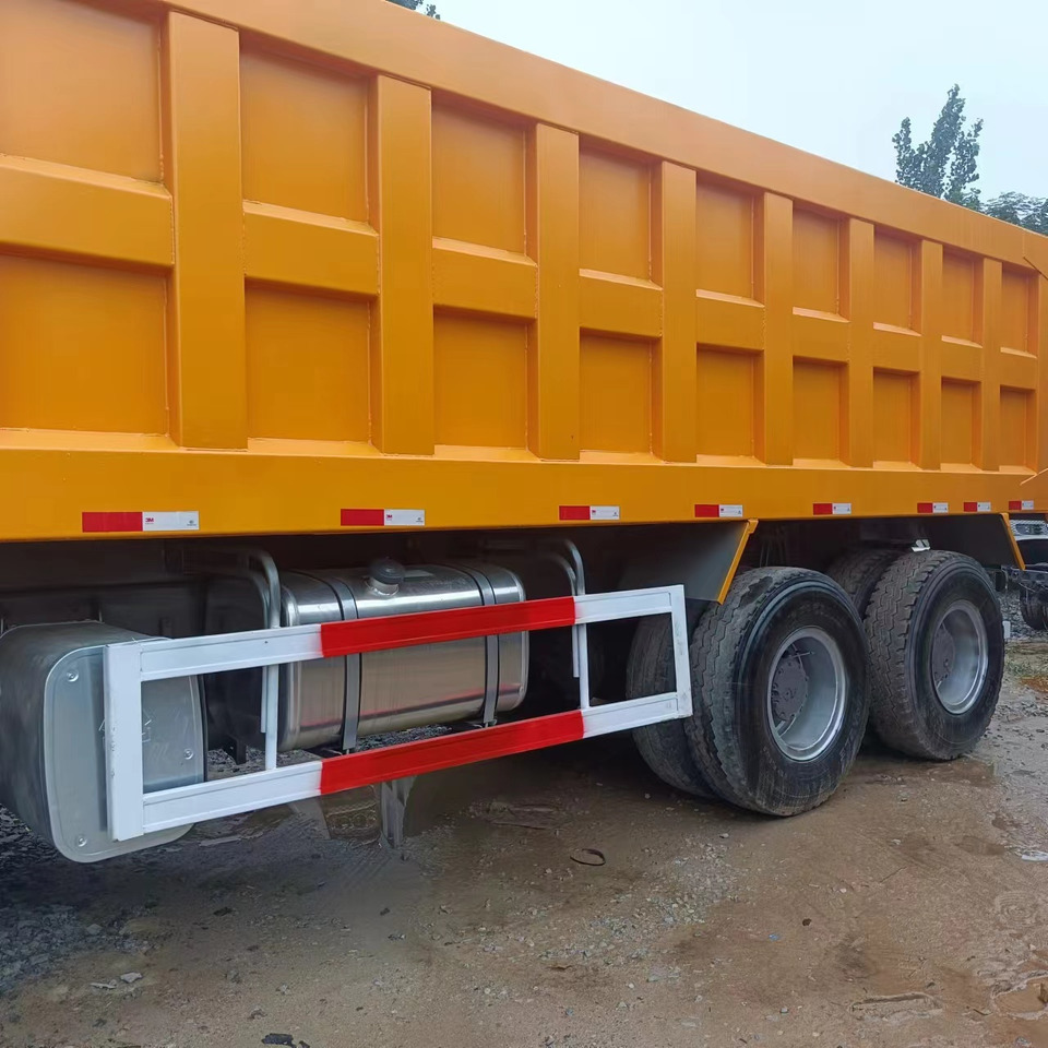 Howo HOWO 8x4 DUMP TRUCK - Самосвал: фото 5 Howo HOWO 8x4 DUMP TRUCK - Самосвал: фото 5