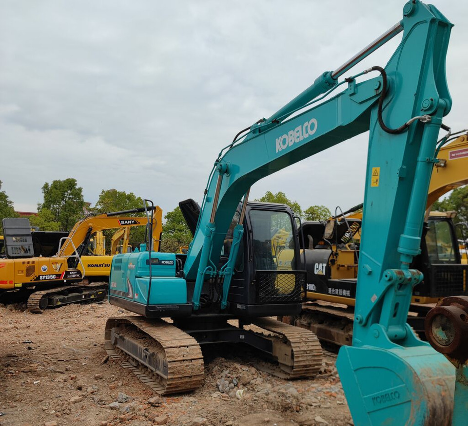 Kobelco SK140-8 - Гусеничный экскаватор: фото 3 Kobelco SK140-8 - Гусеничный экскаватор: фото 3