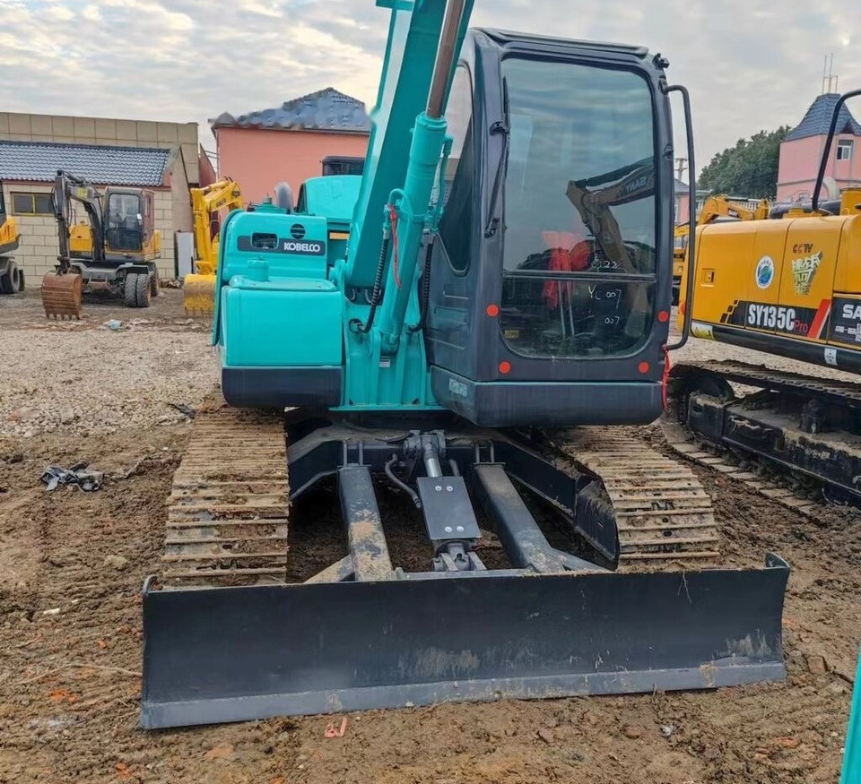Kobelco SK75 - Мини-экскаватор: фото 3 Kobelco SK75 - Мини-экскаватор: фото 3
