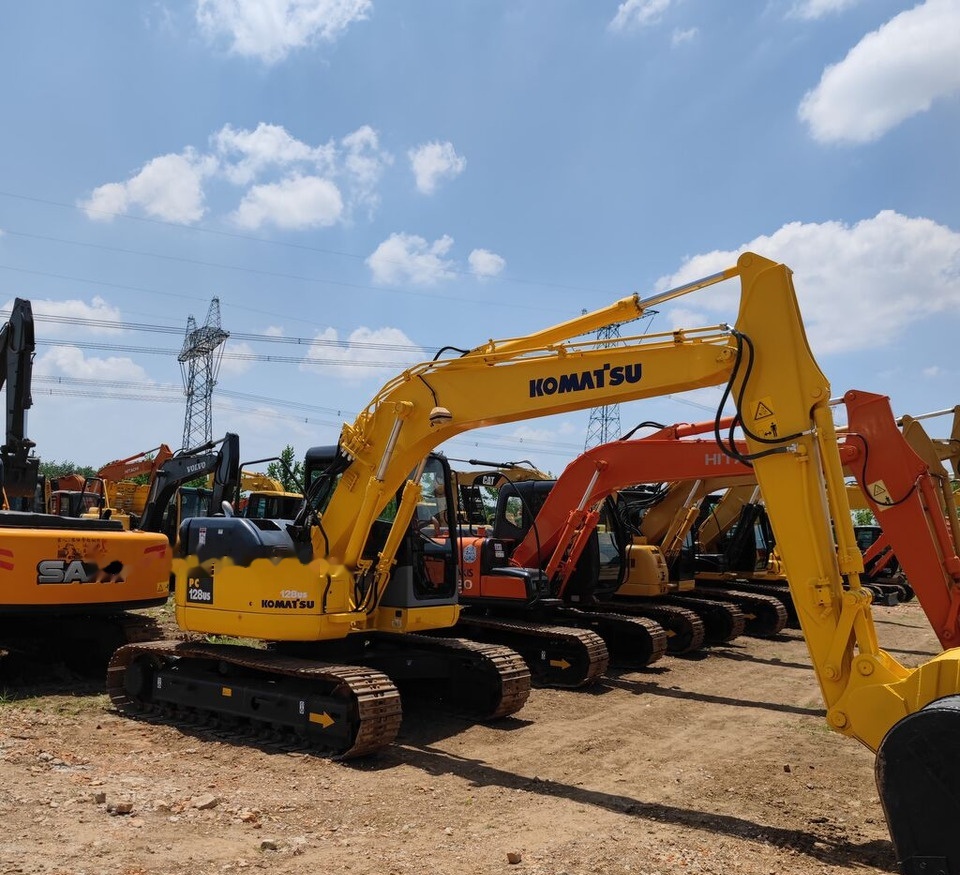 Komatsu PC128US - Гусеничный экскаватор: фото 2 Komatsu PC128US - Гусеничный экскаватор: фото 2