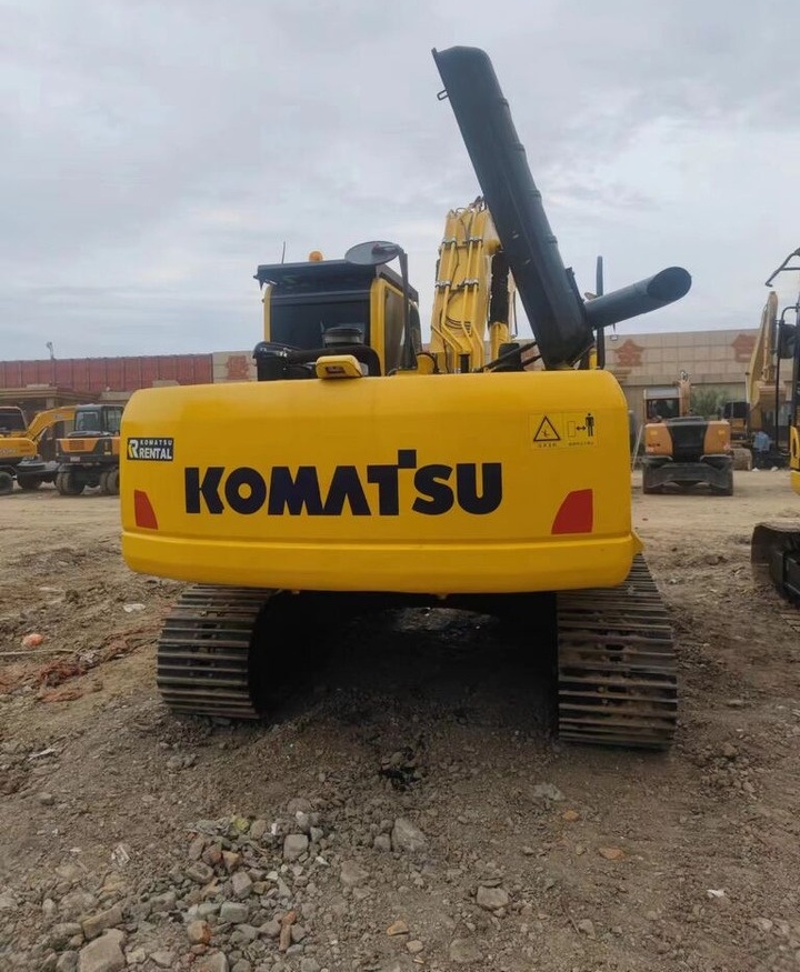 Гусеничный экскаватор Komatsu PC220-8: фото 6