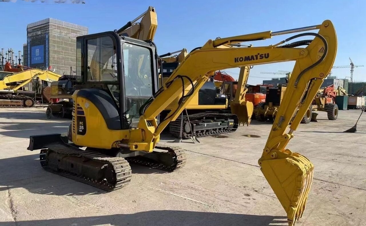 Komatsu PC35 - Мини-экскаватор: фото 5 Komatsu PC35 - Мини-экскаватор: фото 5