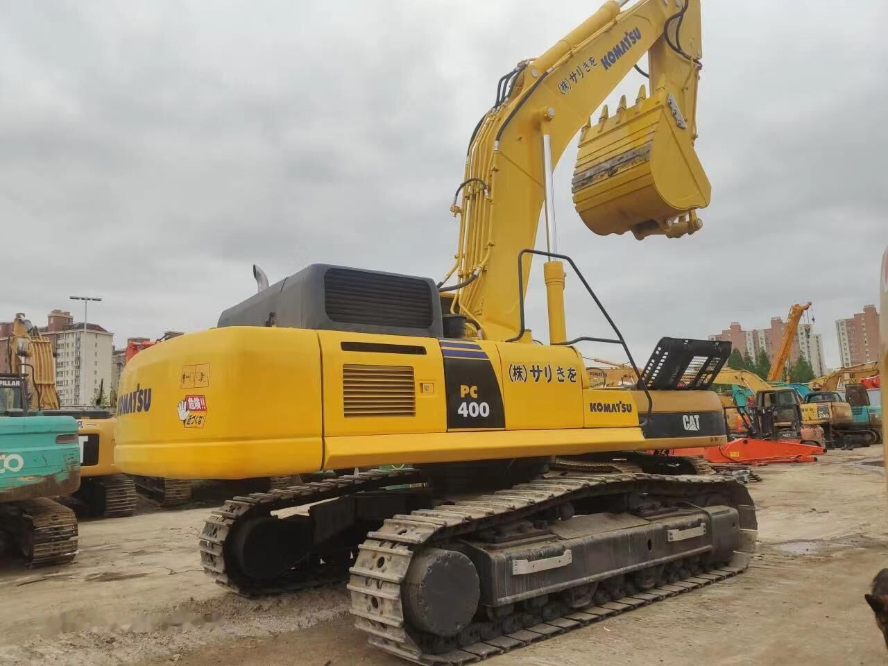 Komatsu PC400-8 - Гусеничный экскаватор: фото 1 Komatsu PC400-8 - Гусеничный экскаватор: фото 1