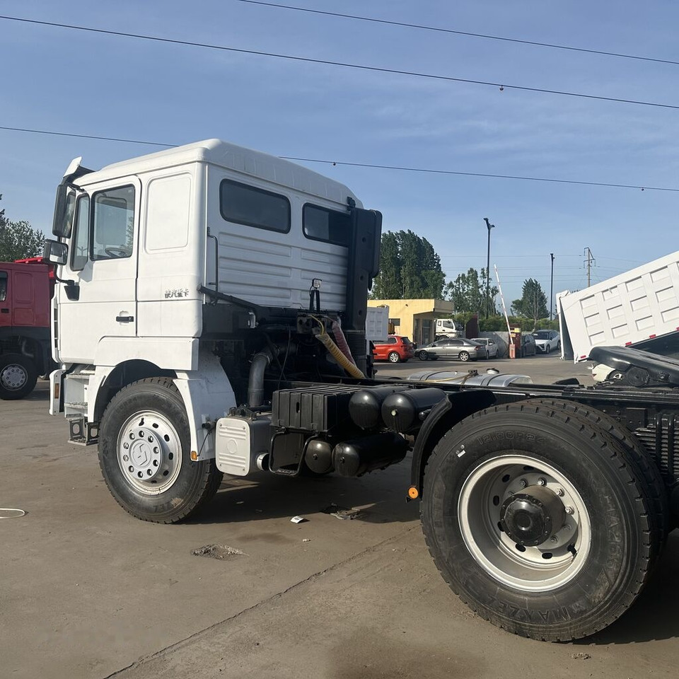 Shacman F3000 - Тягач: фото 3 Shacman F3000 - Тягач: фото 3