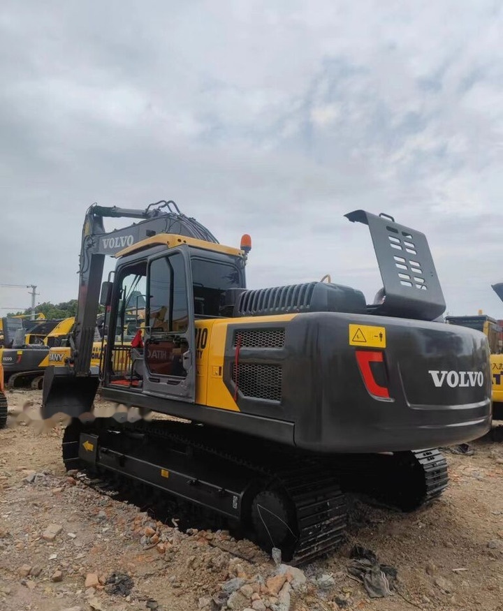 Volvo EC210 - Гусеничный экскаватор: фото 4 Volvo EC210 - Гусеничный экскаватор: фото 4