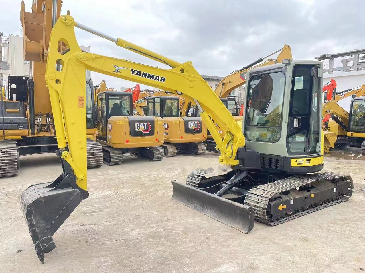 YANMAR VIO55 - Мини-экскаватор: фото 1 YANMAR VIO55 - Мини-экскаватор: фото 1