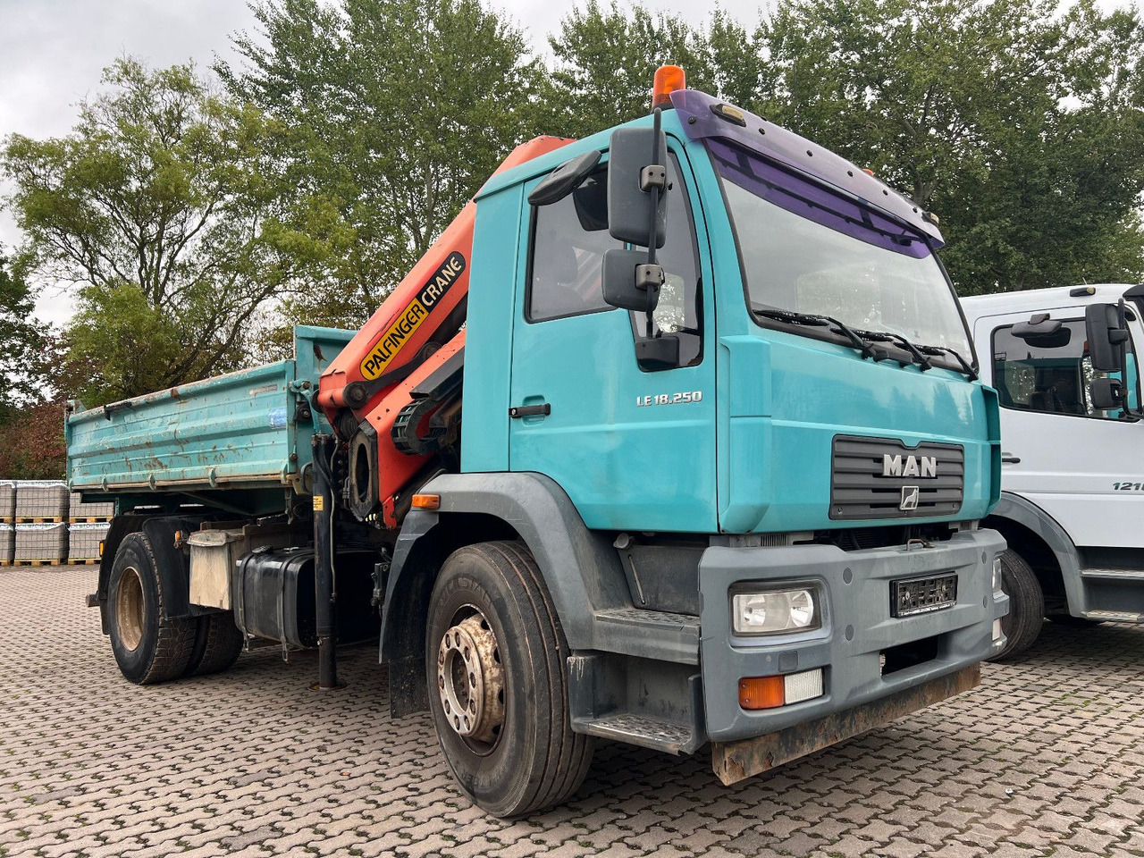 MAN 18.250 Palfinger 11502 - Самосвал, Автоманипулятор: фото 2 MAN 18.250 Palfinger 11502 - Самосвал, Автоманипулятор: фото 2