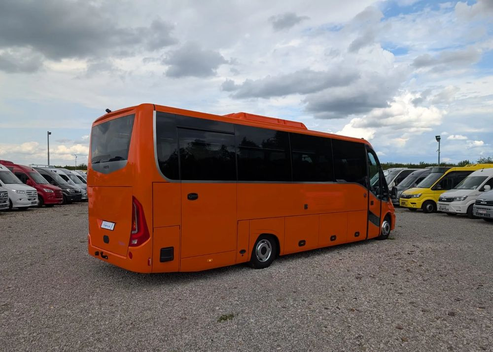 Iveco Daily - Микроавтобус, Пассажирский фургон: фото 5 Iveco Daily - Микроавтобус, Пассажирский фургон: фото 5