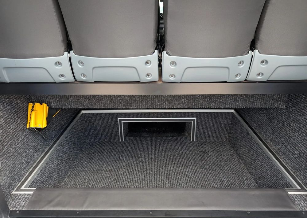 Новый Микроавтобус, Пассажирский фургон Mercedes-Benz Sprinter 517: фото 7 Новый Микроавтобус, Пассажирский фургон Mercedes-Benz Sprinter 517: фото 7