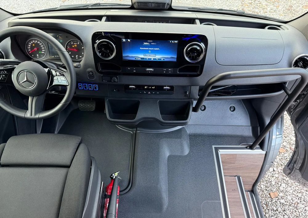 Новый Микроавтобус, Пассажирский фургон Mercedes-Benz Sprinter 519: фото 14