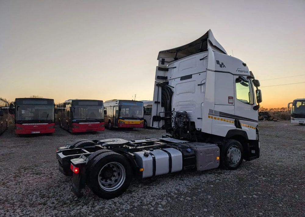 Renault T440 - Тягач: фото 4 Renault T440 - Тягач: фото 4