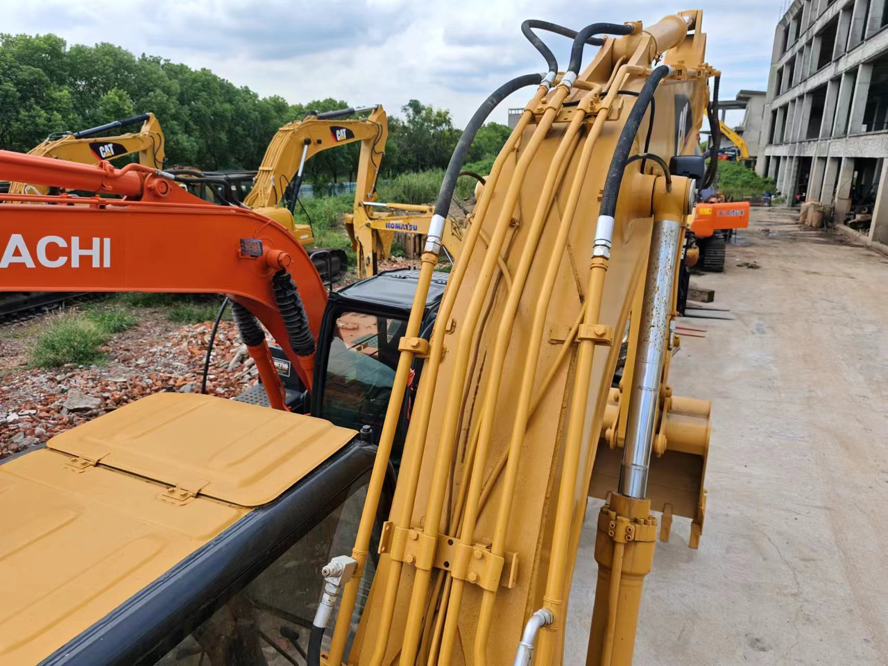 CATERPILLAR 320C - Гусеничный экскаватор: фото 5 CATERPILLAR 320C - Гусеничный экскаватор: фото 5