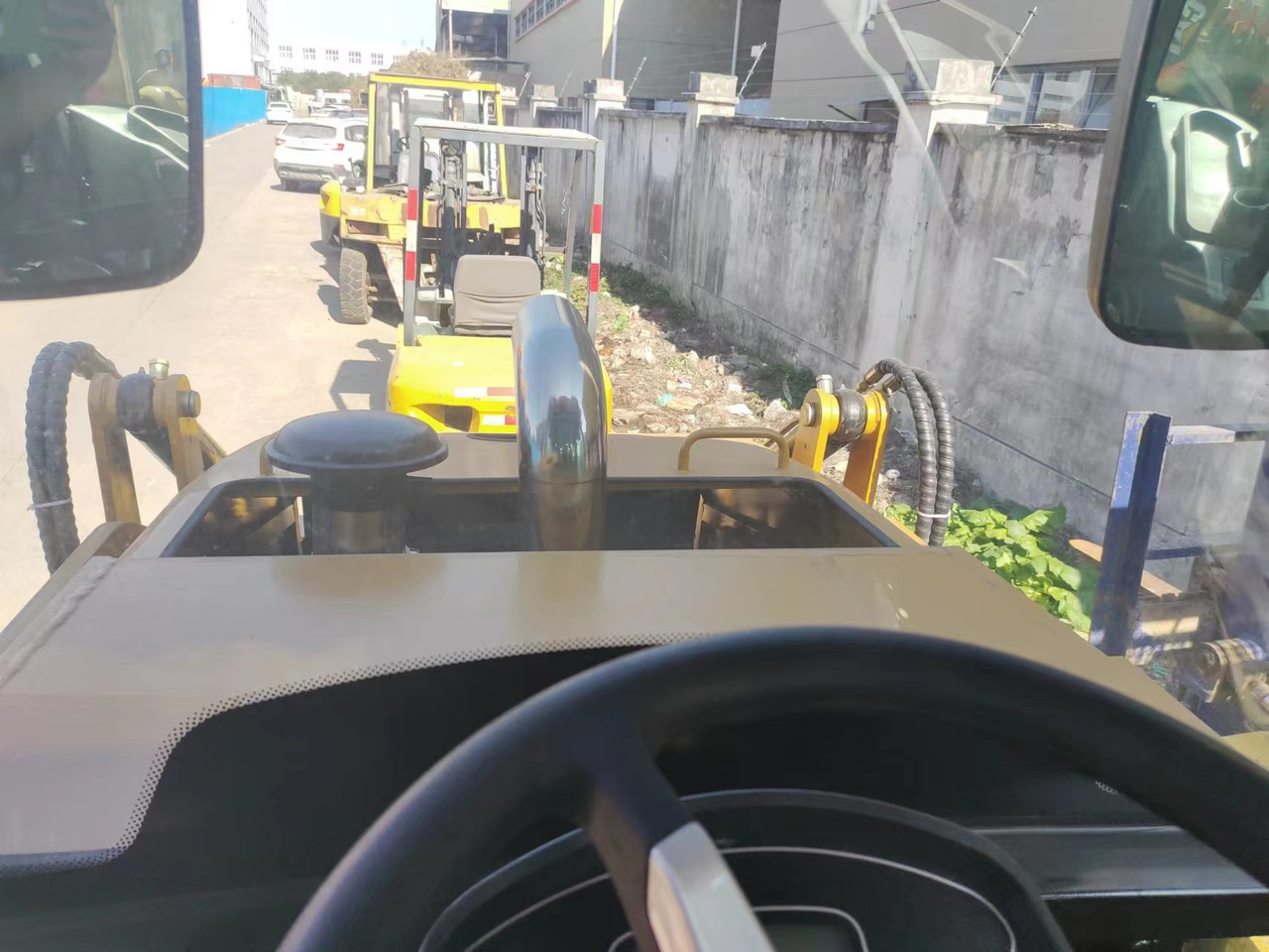 CATERPILLAR 420F - Экскаватор-погрузчик: фото 4 CATERPILLAR 420F - Экскаватор-погрузчик: фото 4