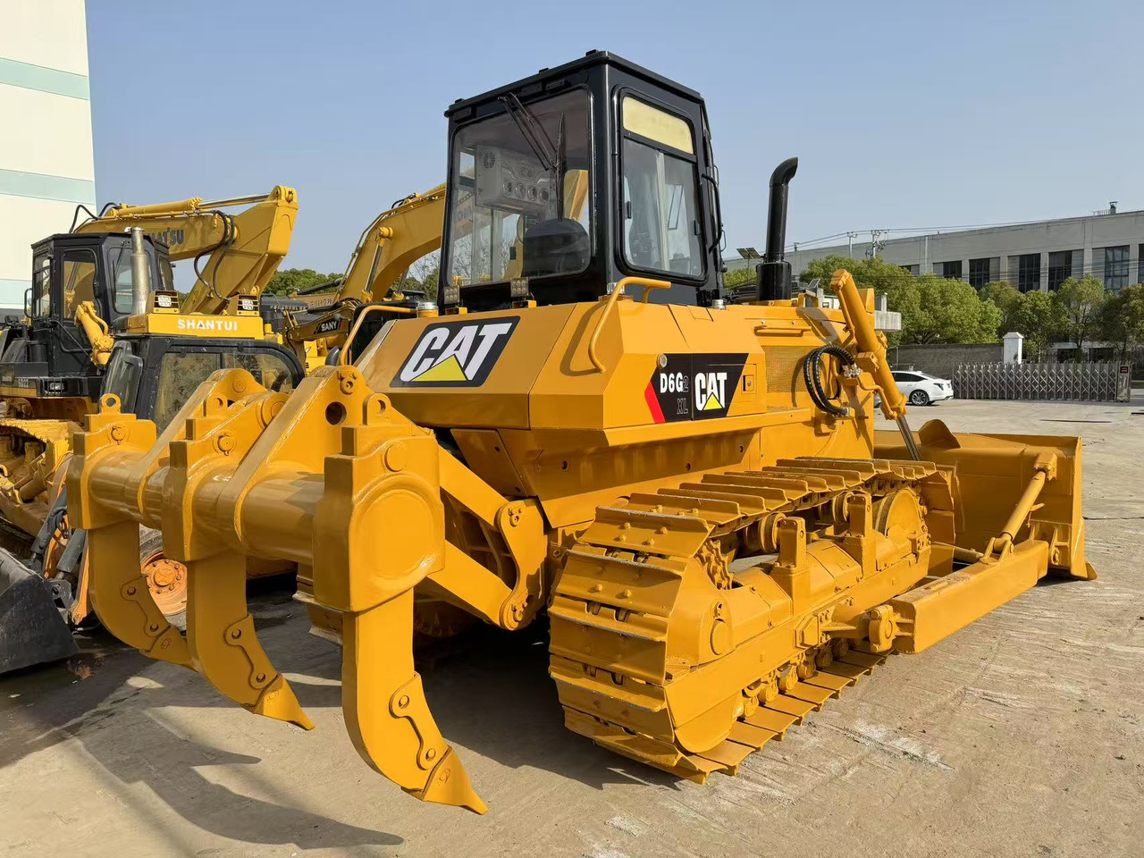 CATERPILLAR D6G2 - Бульдозер: фото 2 CATERPILLAR D6G2 - Бульдозер: фото 2