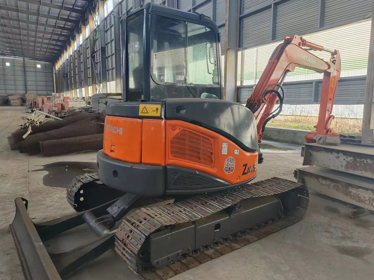 HITACHI ZX50U - Мини-экскаватор: фото 3 HITACHI ZX50U - Мини-экскаватор: фото 3