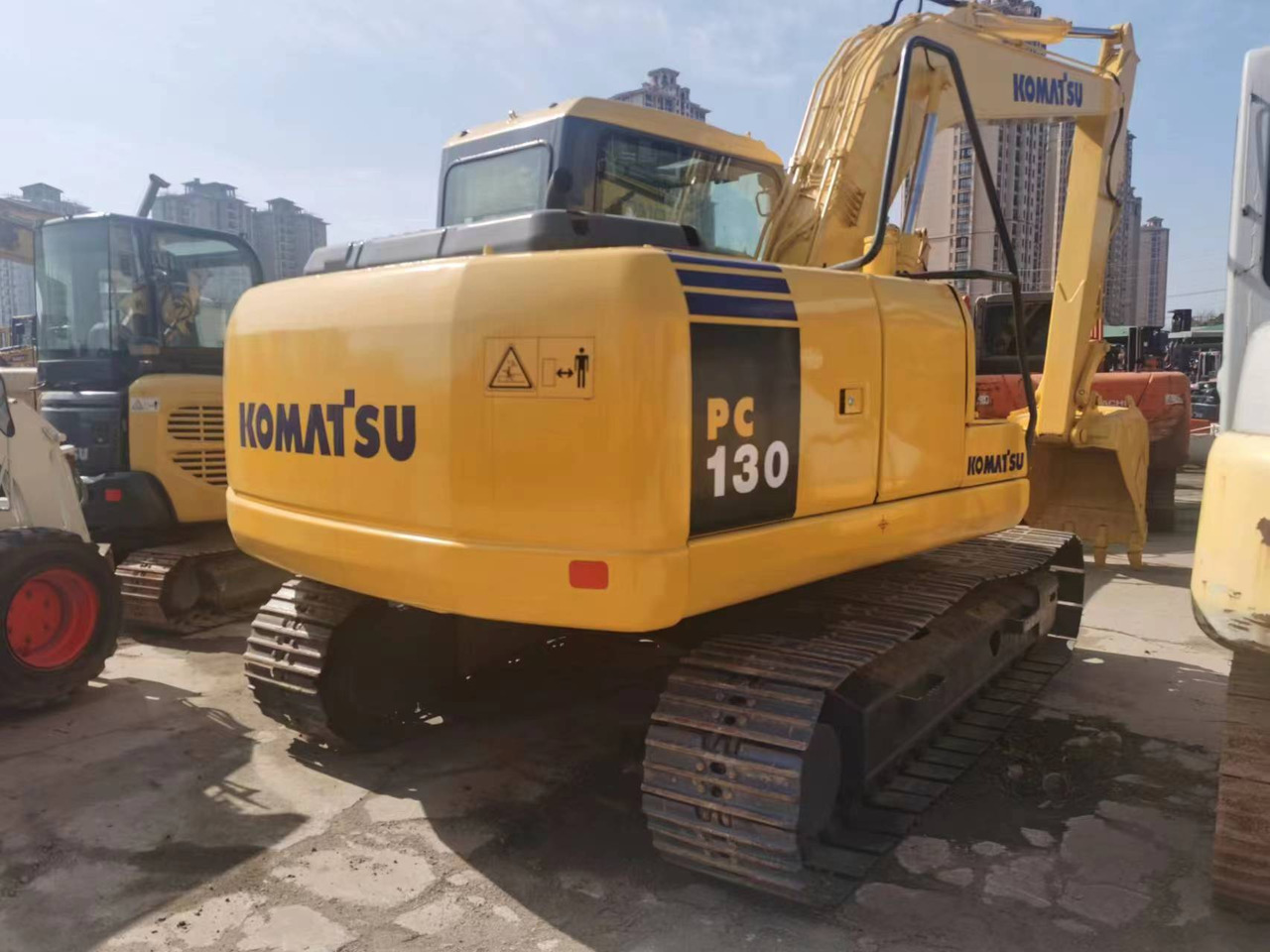 Гусеничный экскаватор KOMATSU PC130-7: фото 7