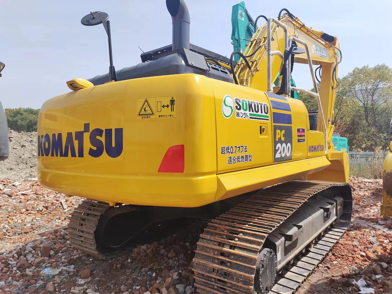 KOMATSU PC200-8N1 - Гусеничный экскаватор: фото 3 KOMATSU PC200-8N1 - Гусеничный экскаватор: фото 3