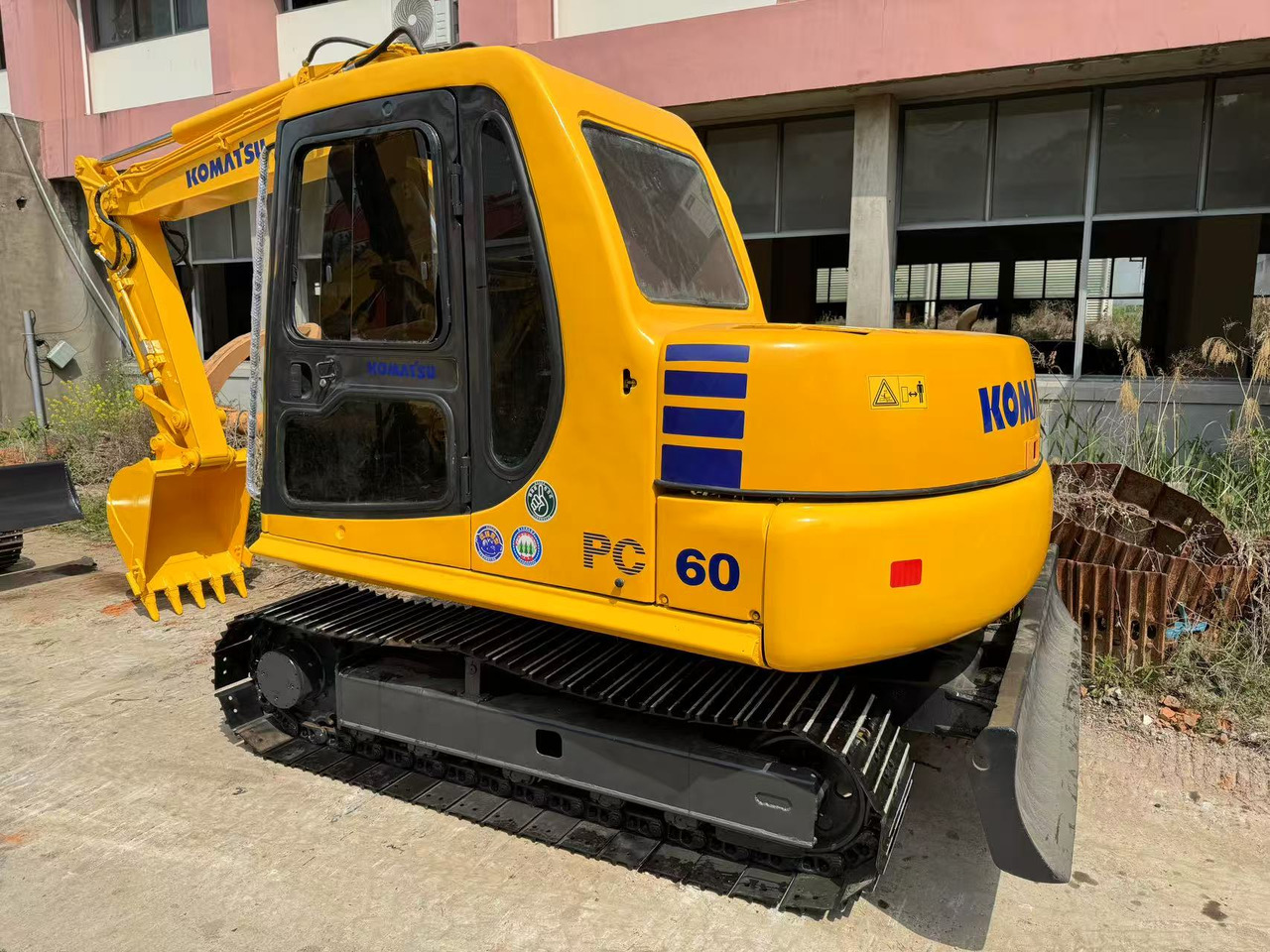 KOMATSU PC60-7 - Мини-экскаватор: фото 1 KOMATSU PC60-7 - Мини-экскаватор: фото 1