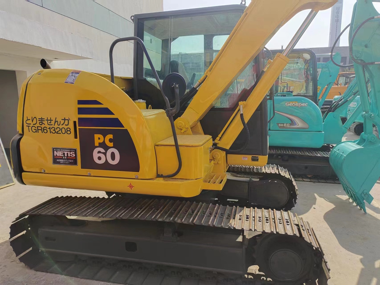 KOMATSU PC60-8 - Мини-экскаватор: фото 4 KOMATSU PC60-8 - Мини-экскаватор: фото 4