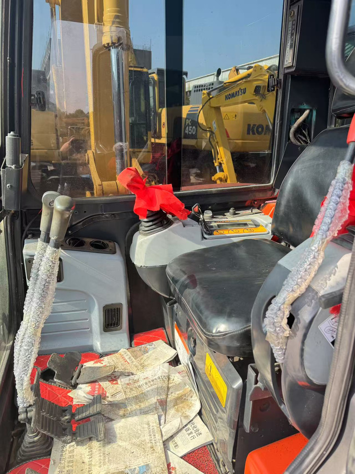 KUBOTA U55-4 - Мини-экскаватор: фото 3 KUBOTA U55-4 - Мини-экскаватор: фото 3